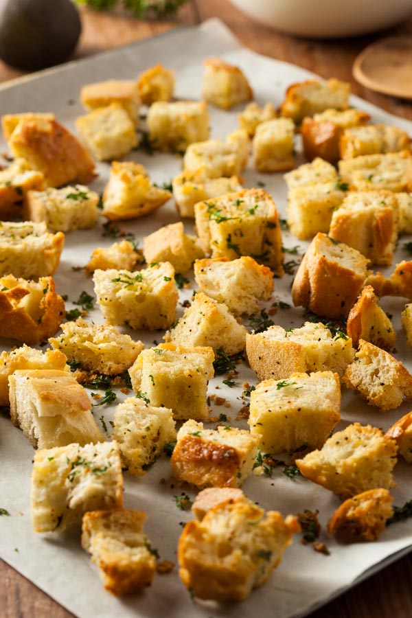 Homemade-Croutons-for-caesar-salad