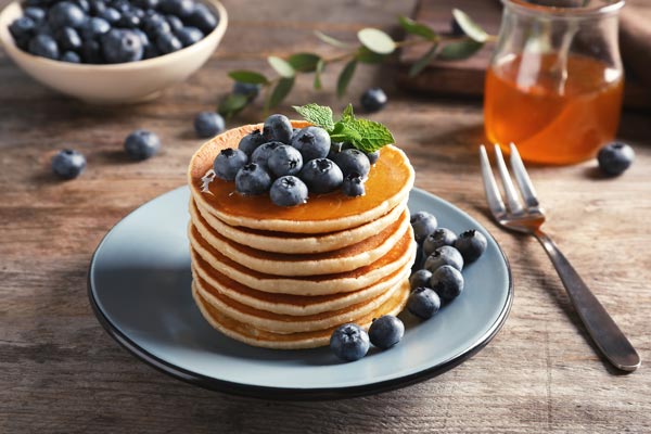 Keto Pancakes With Fresh Berries