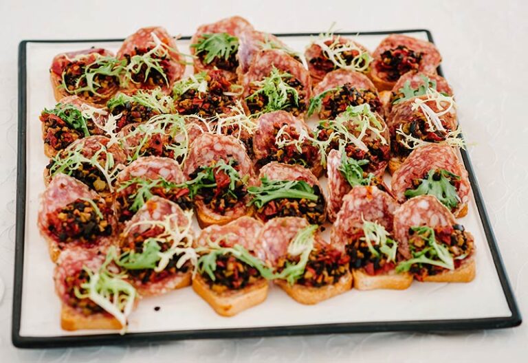 15 Budget-Friendly Wedding Appetizers That Look Fancy