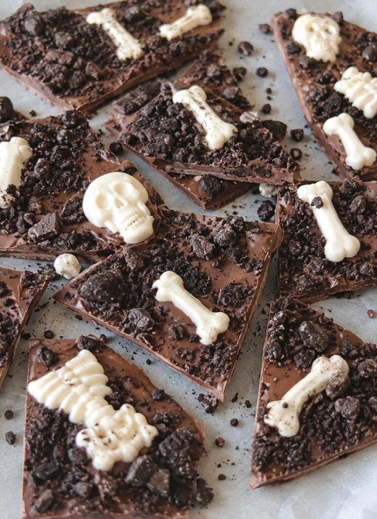 halloween chocolate bark