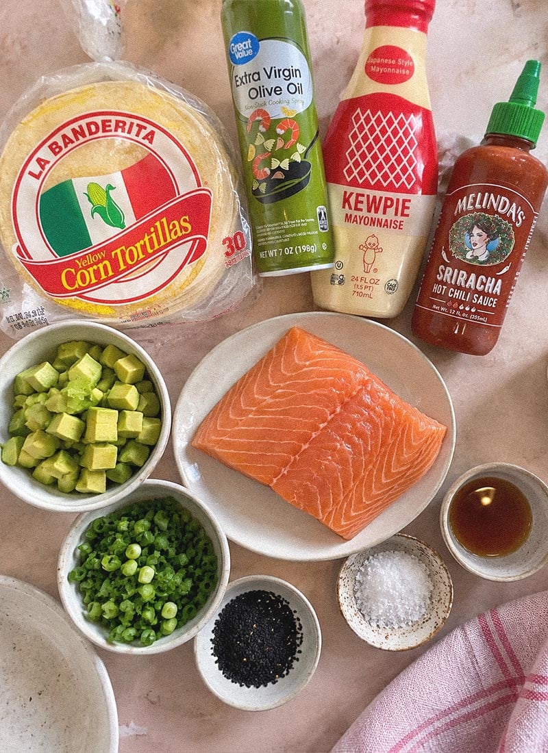 Mini salmon tacos ingredients